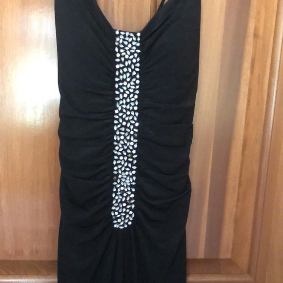 Elegant stylish black evening dress - Picture 3 of 3